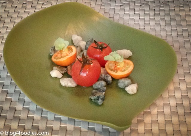 Tomato in vinegar Tomato in dry vinegar 