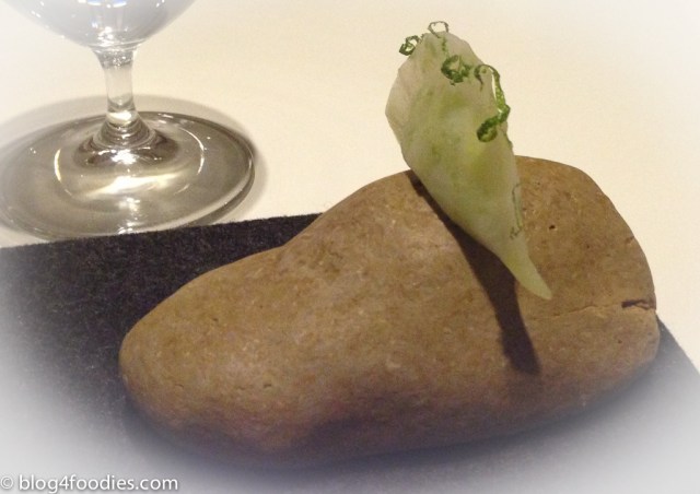 Ravioli of beetroot and crab