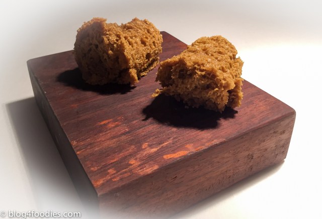 Pistachio sponge cake