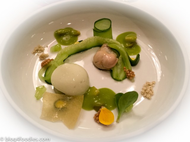 Extra dish from the kitchen - Oysters and cucumber