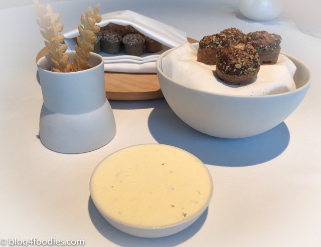 Crispy Grains, Bread with Old Grains & Gluten Free Bread with Seeds