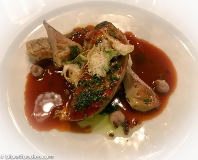 Fried duck liver with artichoke croustillant